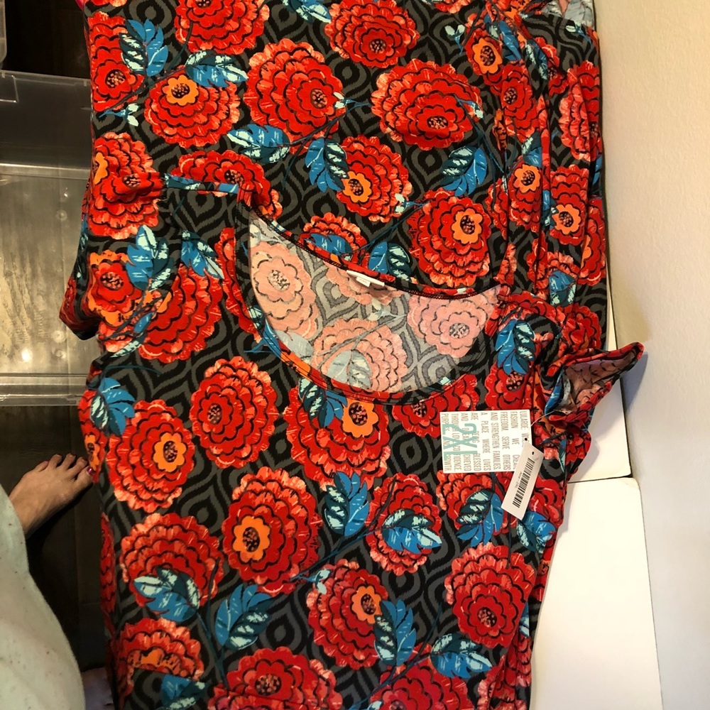 LulaRoe 2x Ana - NWT - floral pattern
